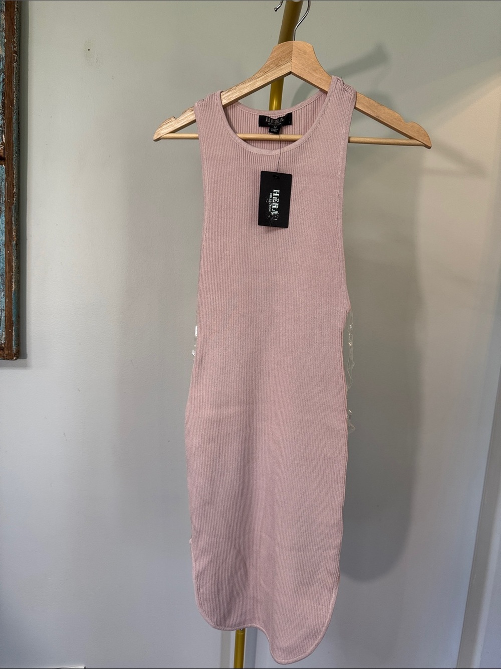Hera collection Sleeveless racer back Ribbed Midi Dress in Dusty Rose NWT